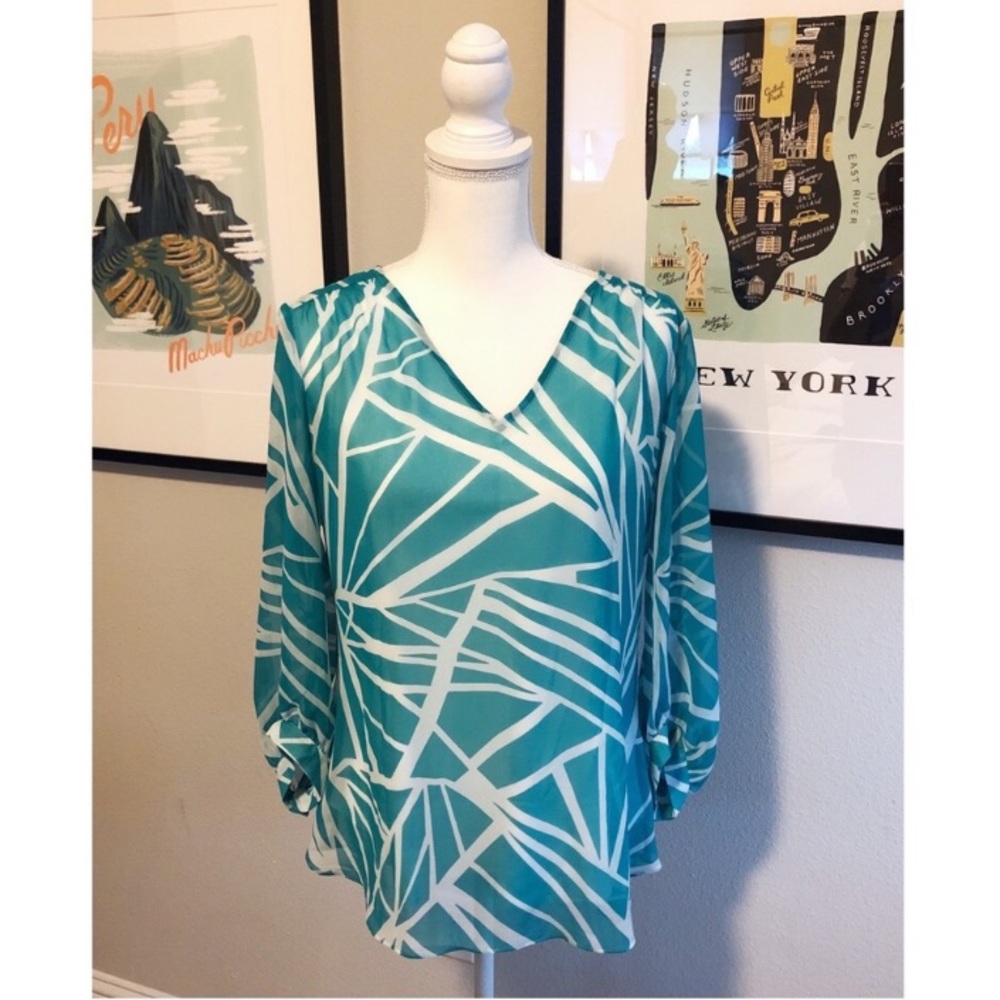 ✨ Layered Teal Banana Republic Top ✨
